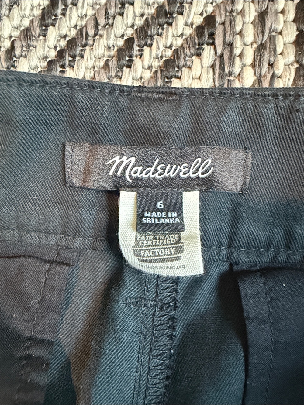 Madewell size 6 black pants - Picture 2 of 4